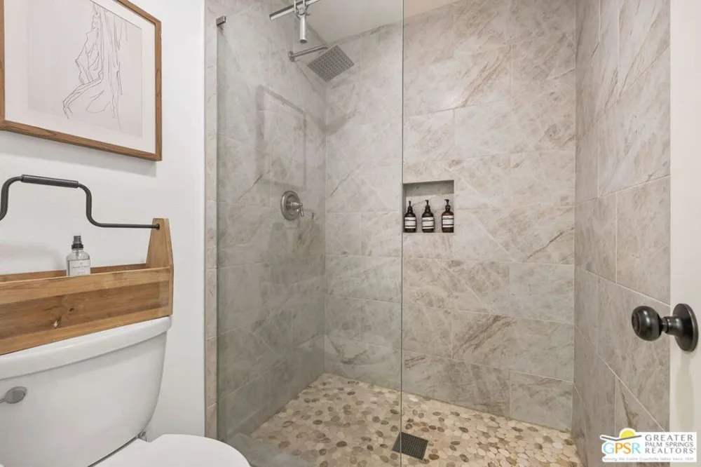 2230 S Palm Canyon Drive #6 Palm Springs, CA 92264