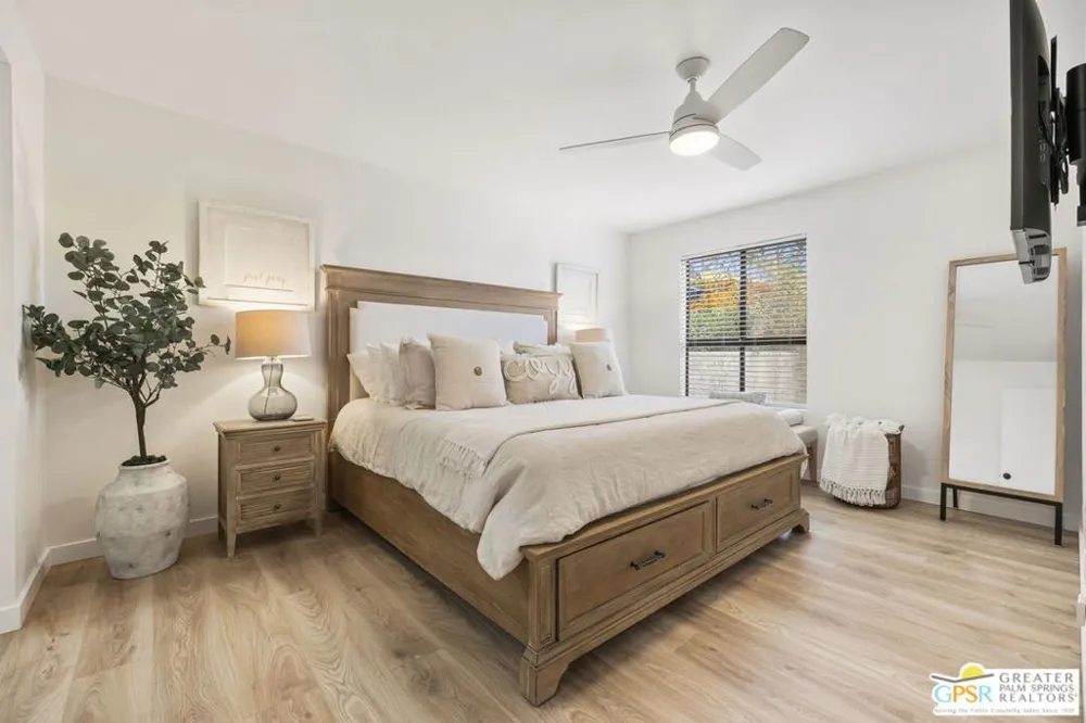 2230 S Palm Canyon Drive #6 Palm Springs, CA 92264