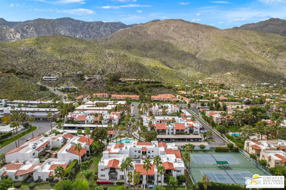 2230 S Palm Canyon Drive #6 Palm Springs, CA 92264
