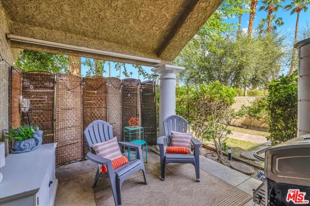 2700 Lawrence Crossley Road #83 Palm Springs, CA 92264