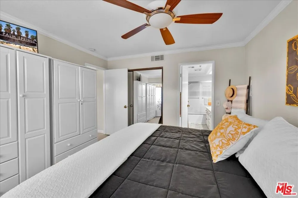 2700 Lawrence Crossley Road #83 Palm Springs, CA 92264