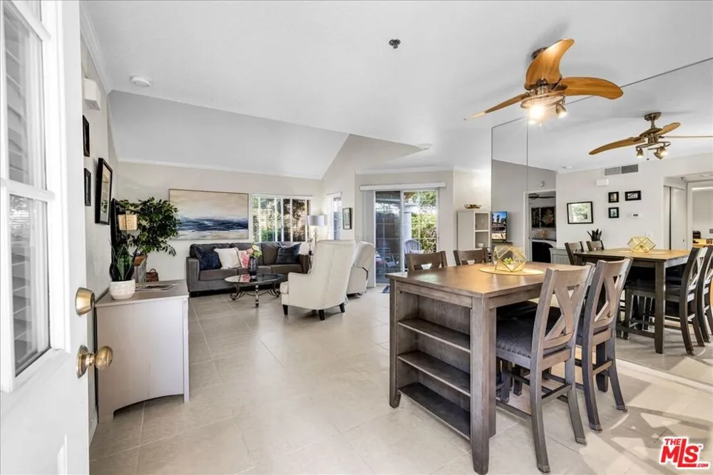 2700 Lawrence Crossley Road #83 Palm Springs, CA 92264