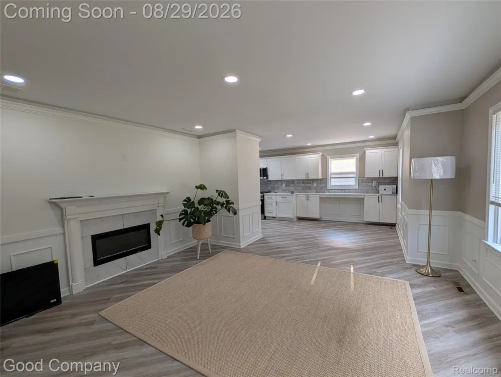 1112 Millard Avenue Royal Oak City, MI 48073