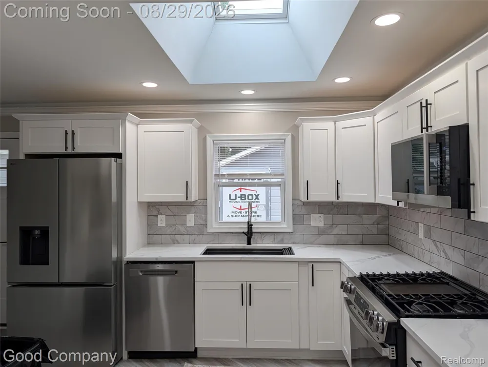 1112 Millard Avenue Royal Oak City, MI 48073