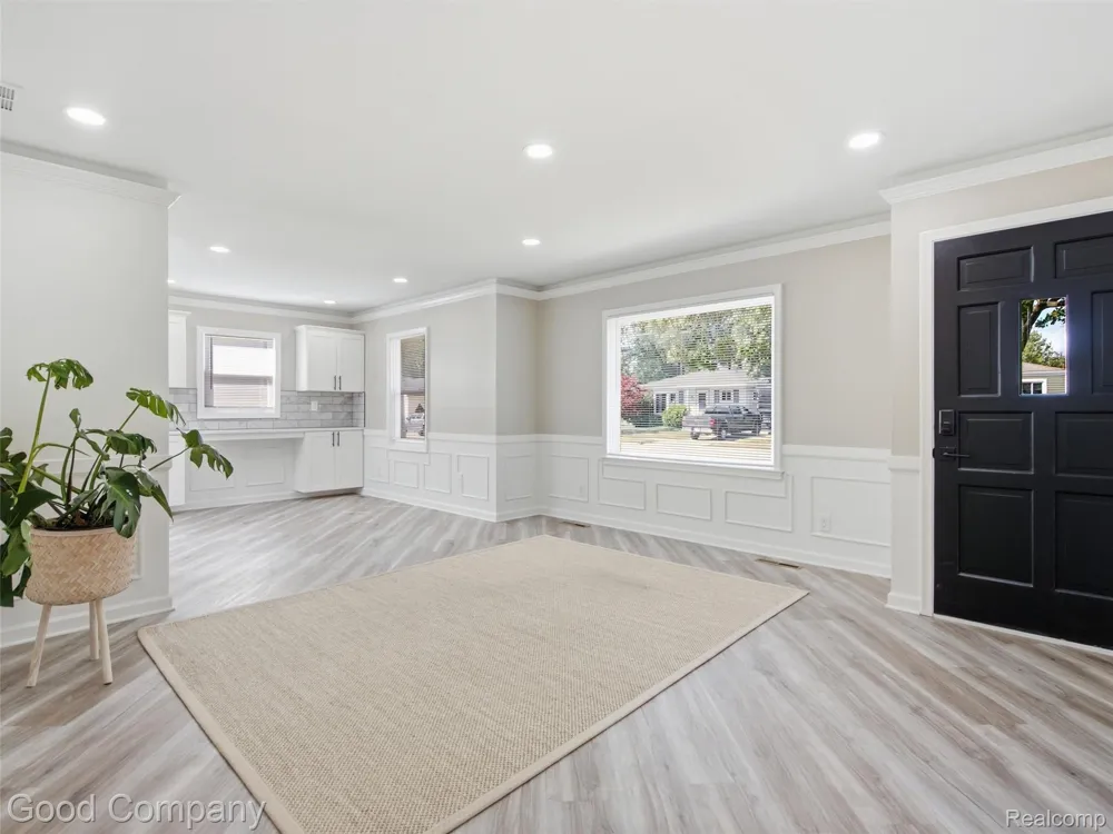 1112 Millard Avenue Royal Oak City, MI 48073