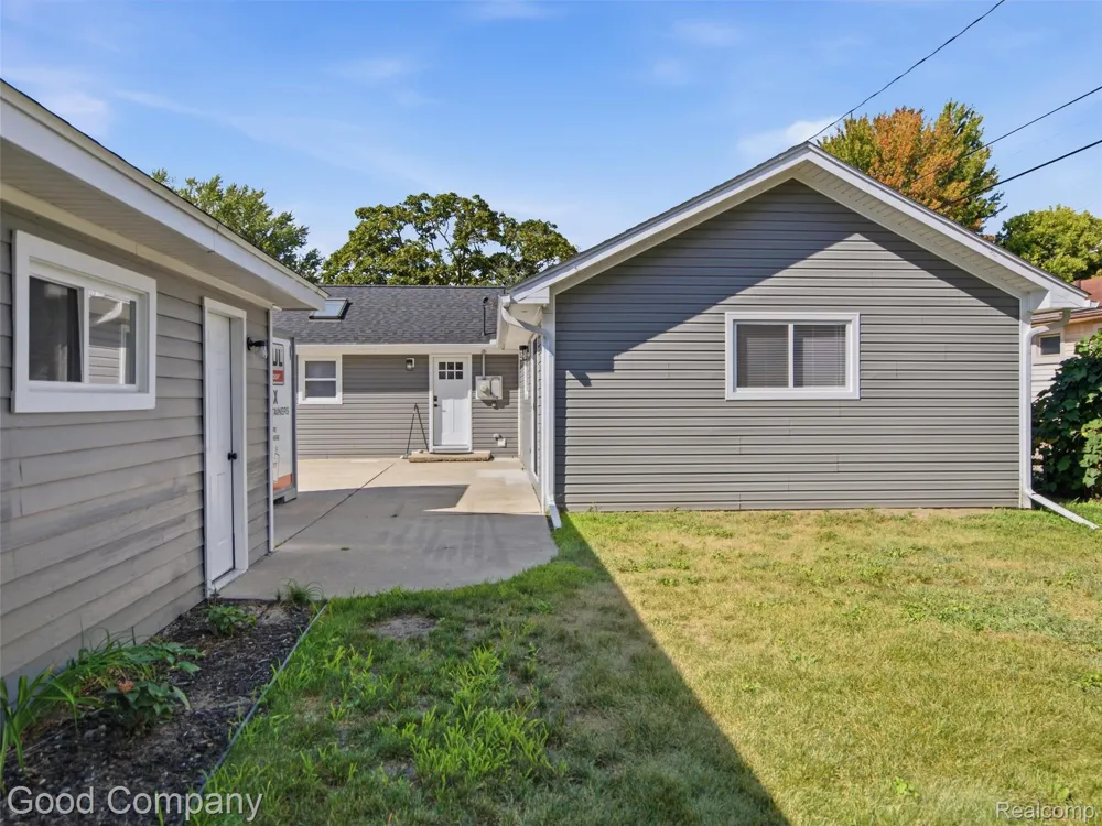 1112 Millard Avenue Royal Oak City, MI 48073