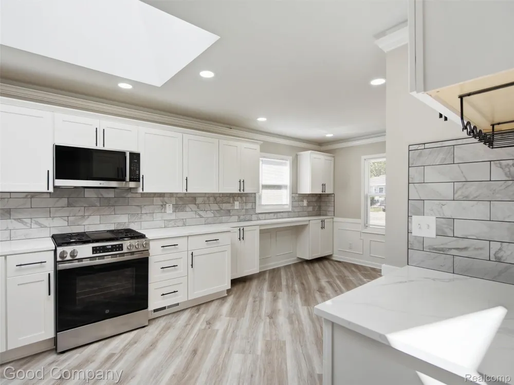 1112 Millard Avenue Royal Oak City, MI 48073