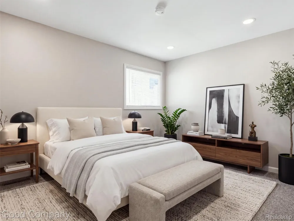 1112 Millard Avenue Royal Oak City, MI 48073