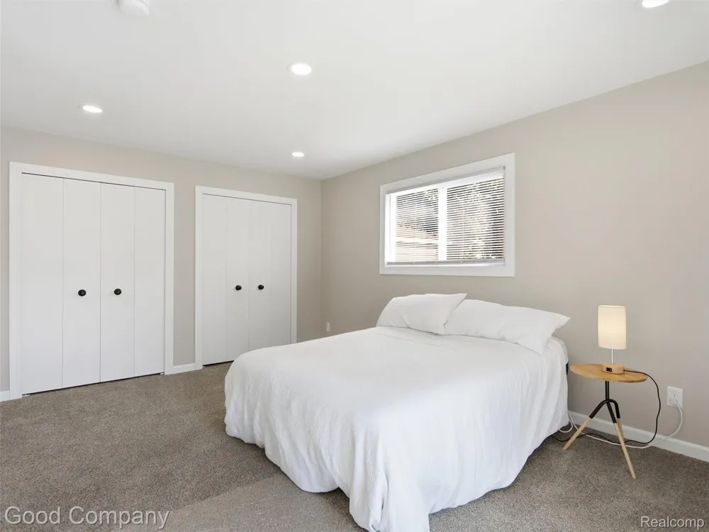 1112 Millard Avenue Royal Oak City, MI 48073
