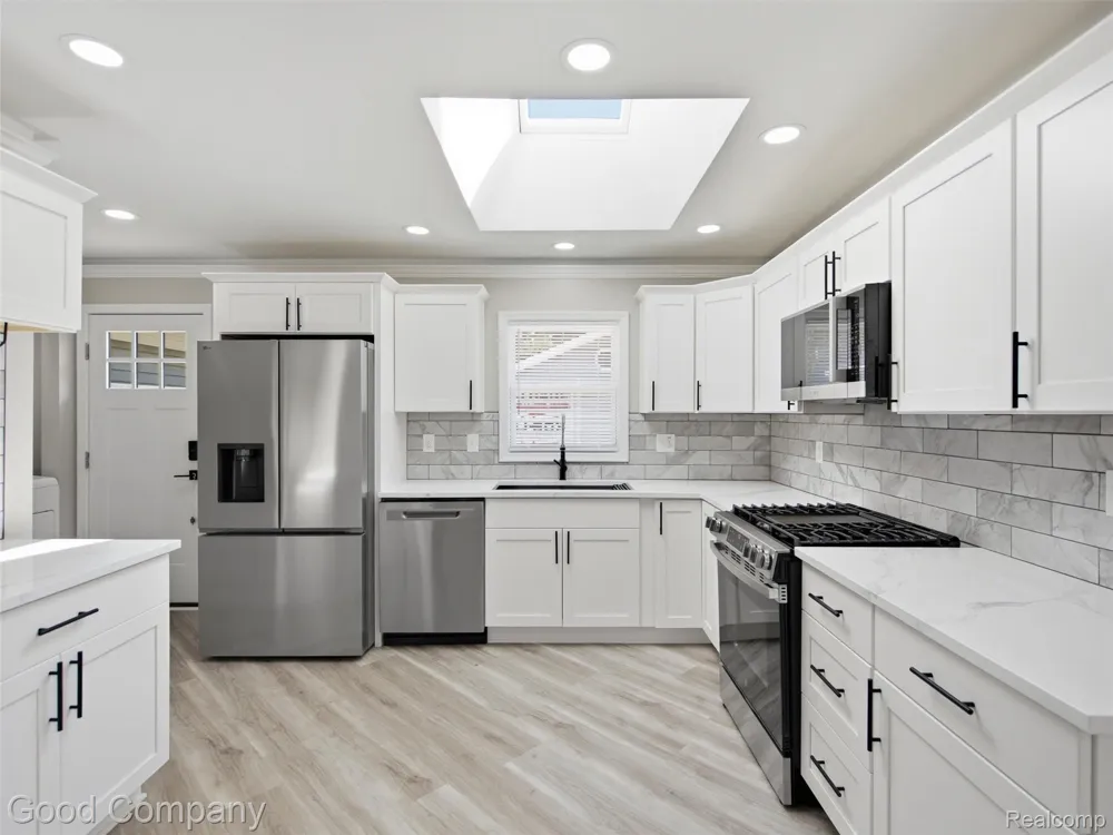 1112 Millard Avenue Royal Oak City, MI 48073