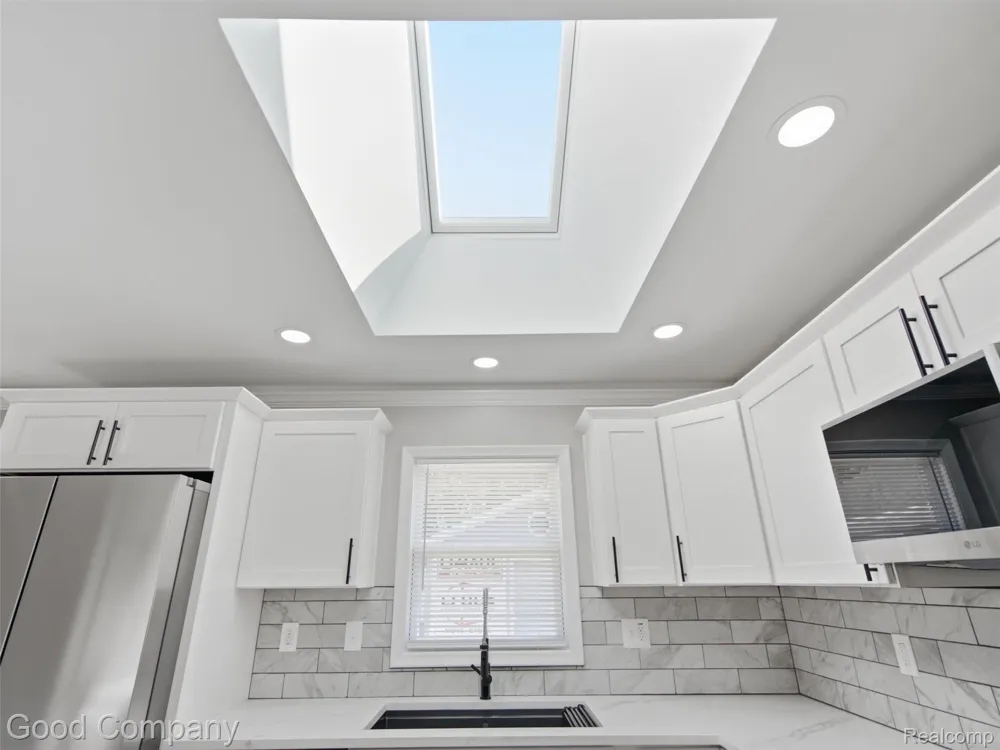1112 Millard Avenue Royal Oak City, MI 48073