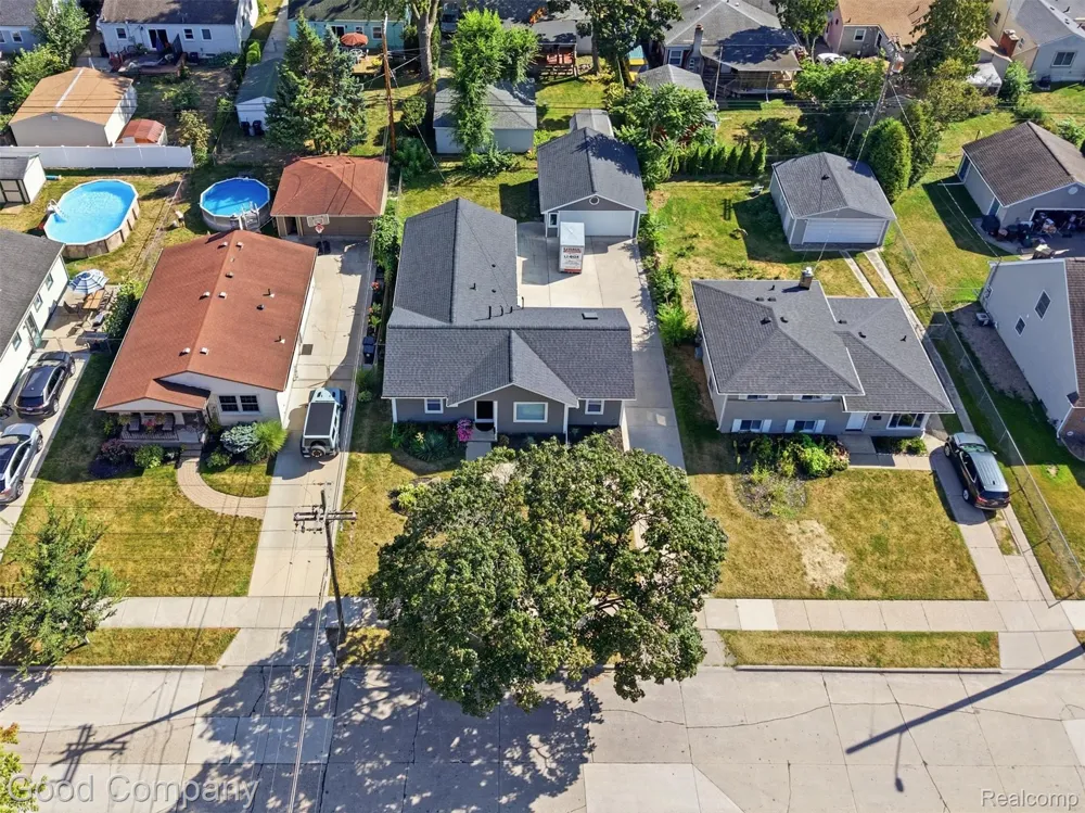 1112 Millard Avenue Royal Oak City, MI 48073