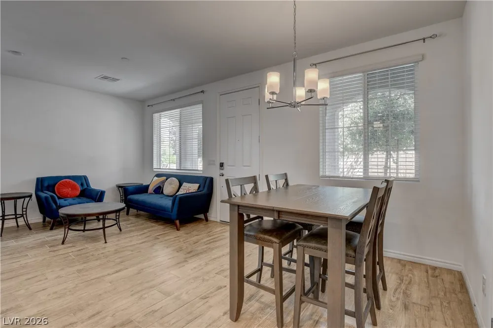 20 Barbara Lane #11 Las Vegas, NV 89183
