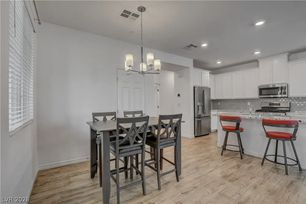 20 Barbara Lane #11 Las Vegas, NV 89183