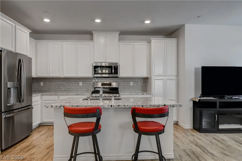20 Barbara Lane #11 Las Vegas, NV 89183