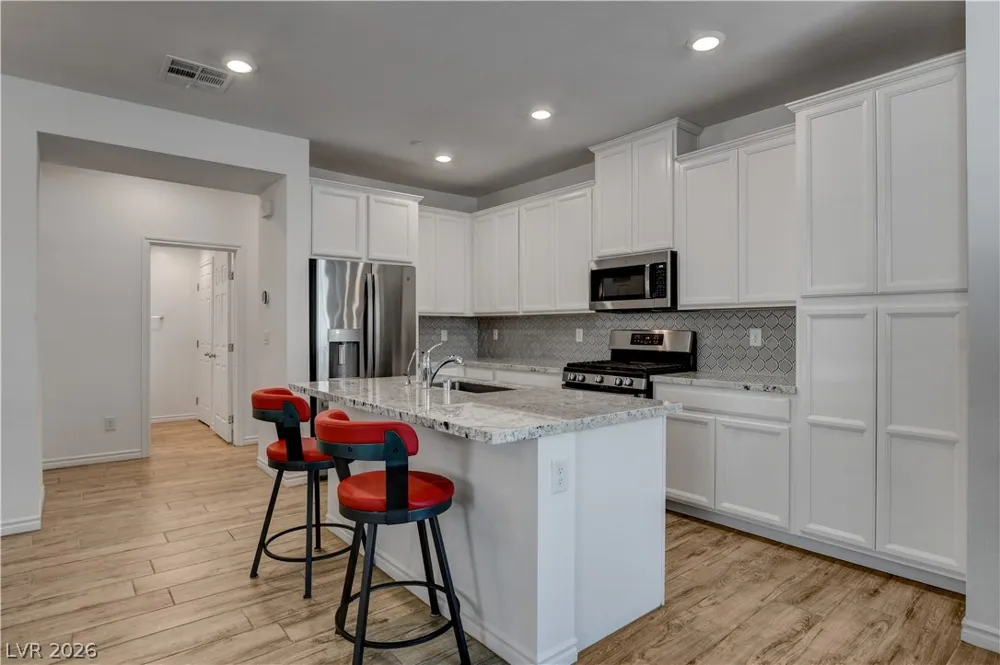 20 Barbara Lane #11 Las Vegas, NV 89183