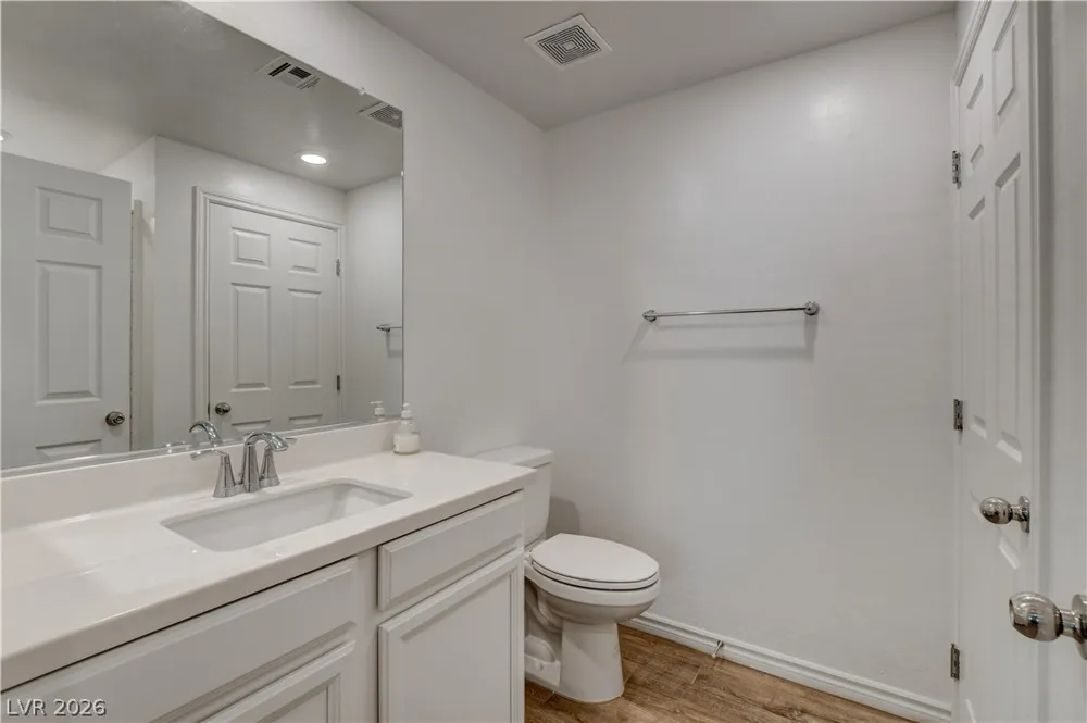 20 Barbara Lane #11 Las Vegas, NV 89183