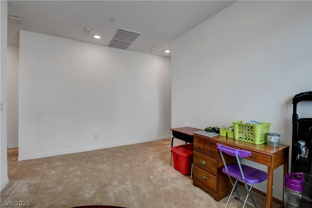 20 Barbara Lane #11 Las Vegas, NV 89183