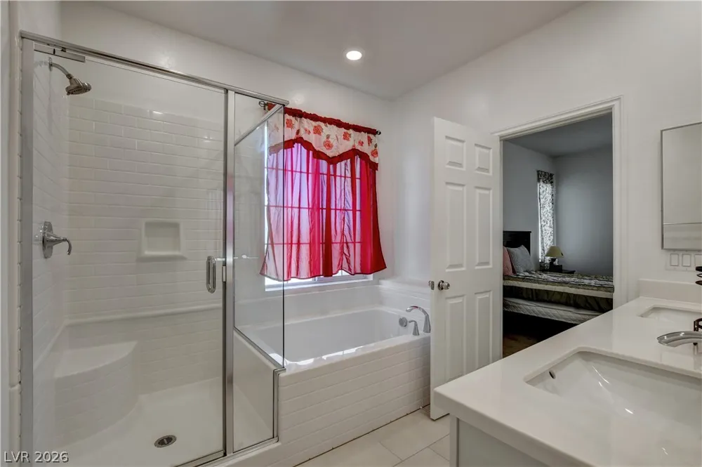 20 Barbara Lane #11 Las Vegas, NV 89183