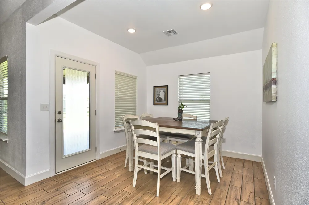 11442 162nd East Avenue Owasso, OK 74055