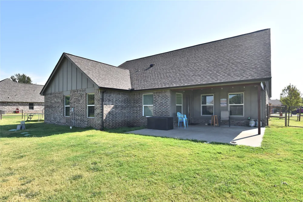 11442 162nd East Avenue Owasso, OK 74055
