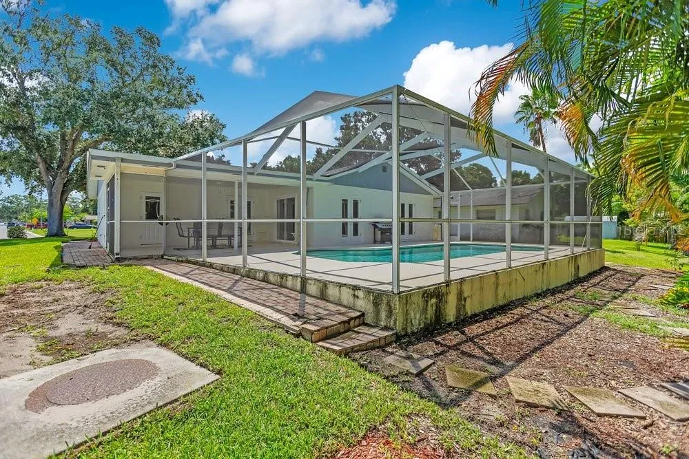 1788 PATRICIA AVENUE Dunedin, FL 34698