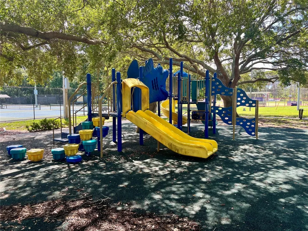 1788 PATRICIA AVENUE Dunedin, FL 34698