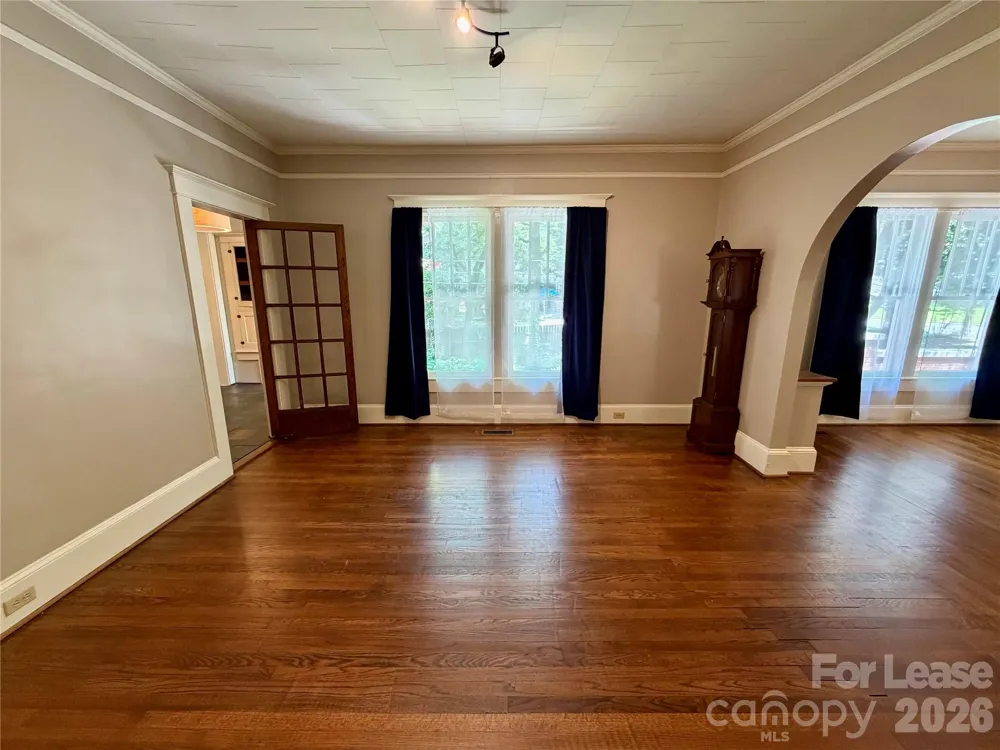 123 S Sycamore Street Mooresville, NC 28115