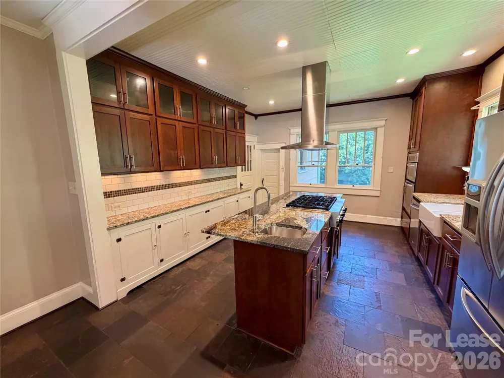123 S Sycamore Street Mooresville, NC 28115