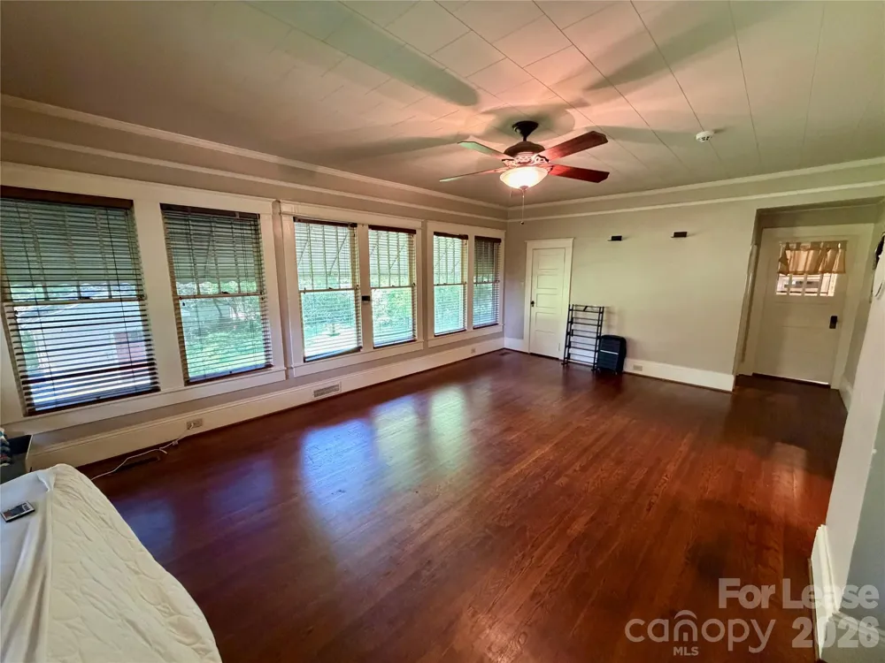 123 S Sycamore Street Mooresville, NC 28115