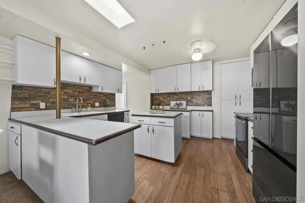 2335 Bonita Street Lemon Grove, CA 91945