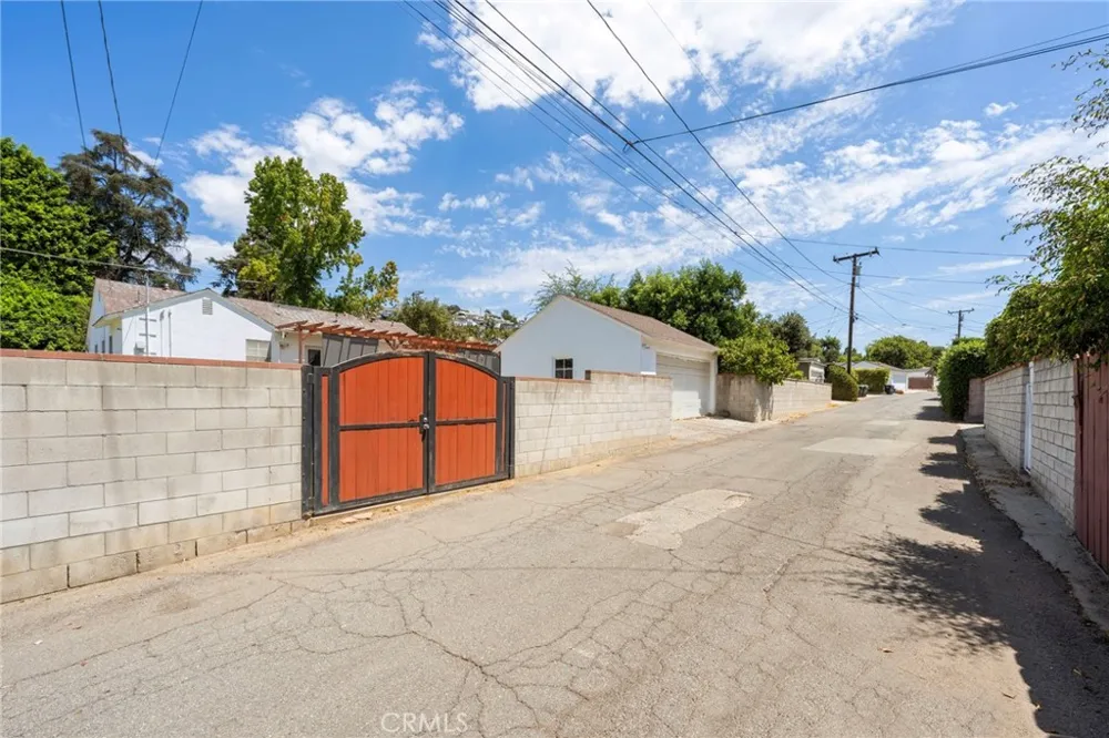 11736 Beverly Drive Whittier, CA 90601