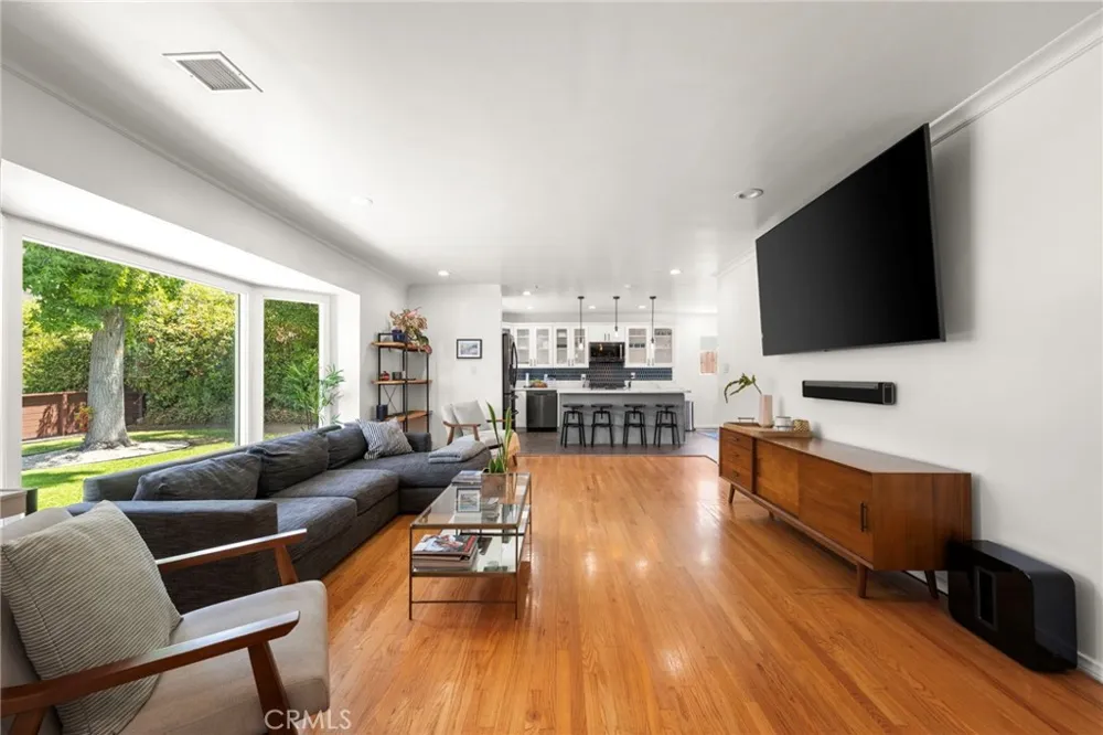 11736 Beverly Drive Whittier, CA 90601