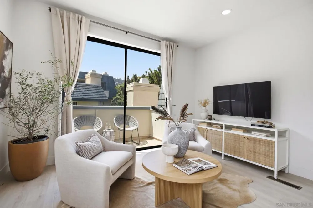 7965 Caminito Del Cid La Jolla, CA 92037