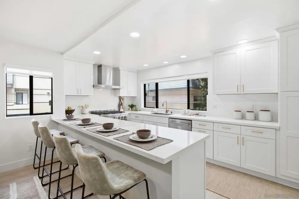 7965 Caminito Del Cid La Jolla, CA 92037