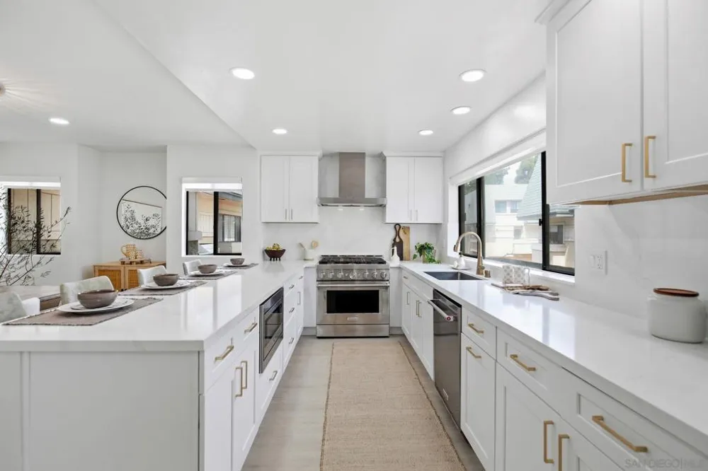 7965 Caminito Del Cid La Jolla, CA 92037