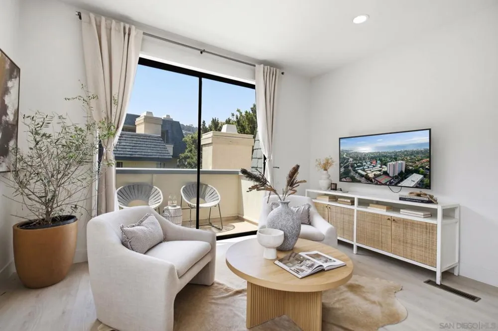 7965 Caminito Del Cid La Jolla, CA 92037