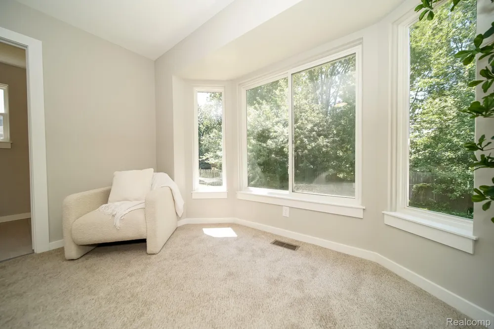 51819 Kings Pointe Drive New Baltimore City, MI 48047