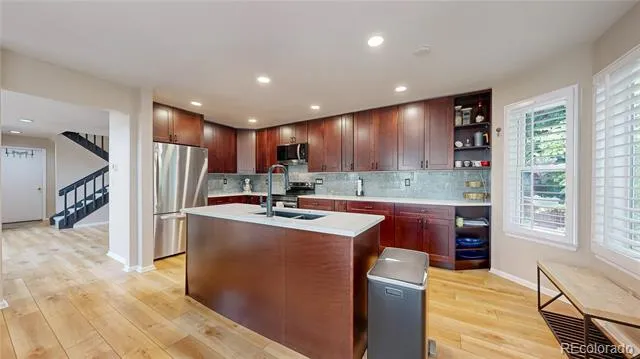 2161 E Phillips Lane Centennial, CO 80122