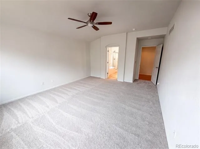 2802 S Ireland Way Aurora, CO 80013