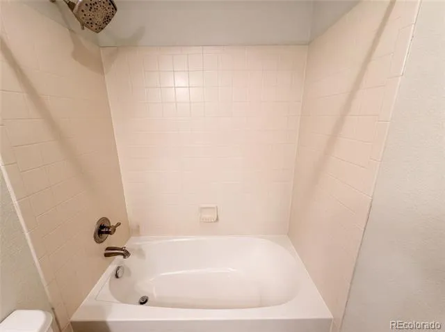 2802 S Ireland Way Aurora, CO 80013