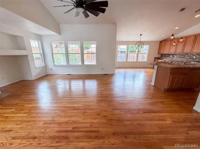 2802 S Ireland Way Aurora, CO 80013