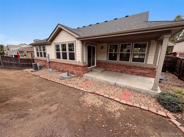 2802 S Ireland Way Aurora, CO 80013