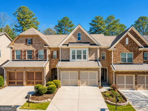 1615 Faircrest LN