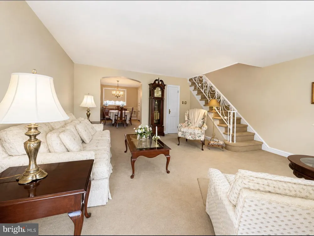 2928 GLENVIEW STREET Philadelphia, PA 19149