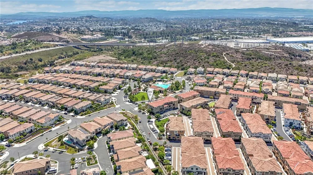 101 Alder Ridge Lake Forest, CA 92610