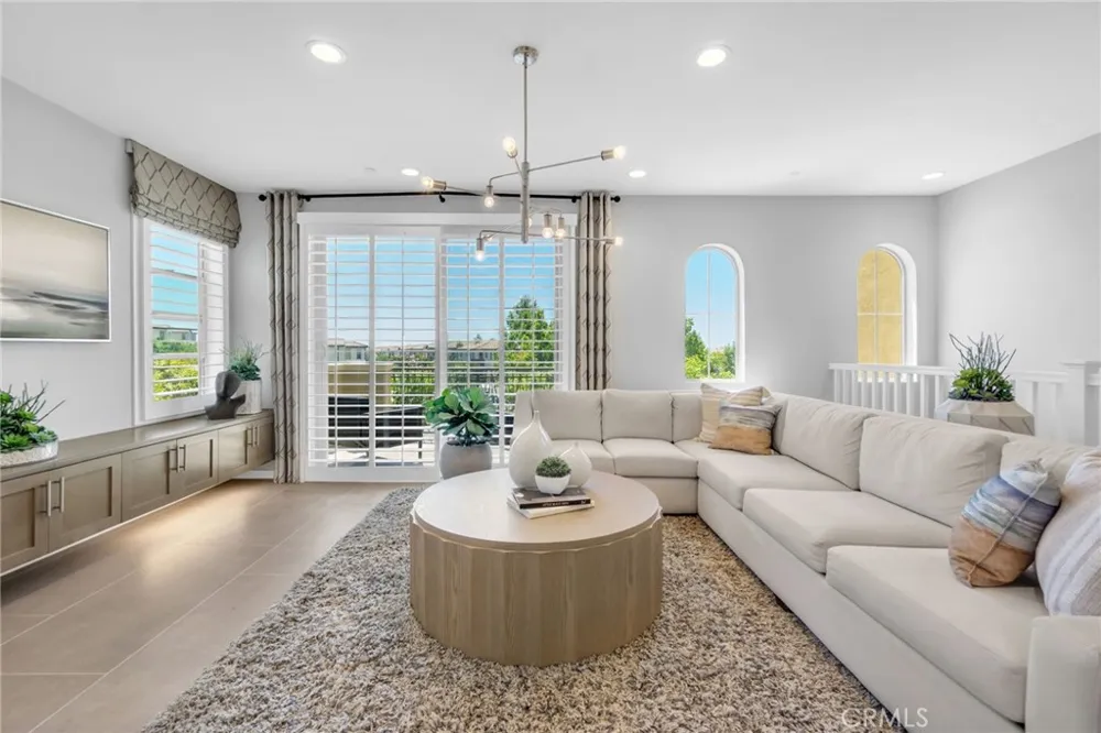 101 Alder Ridge Lake Forest, CA 92610