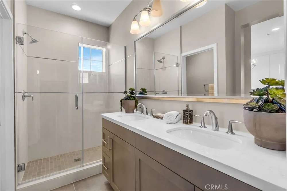 101 Alder Ridge Lake Forest, CA 92610