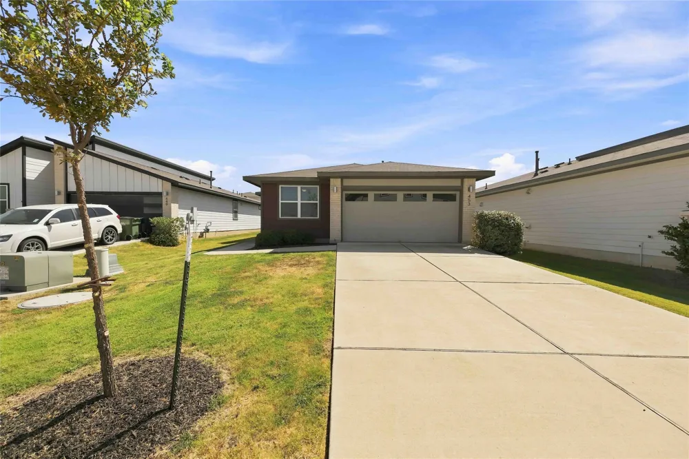 453 Agave Azul Way Leander, TX 78641