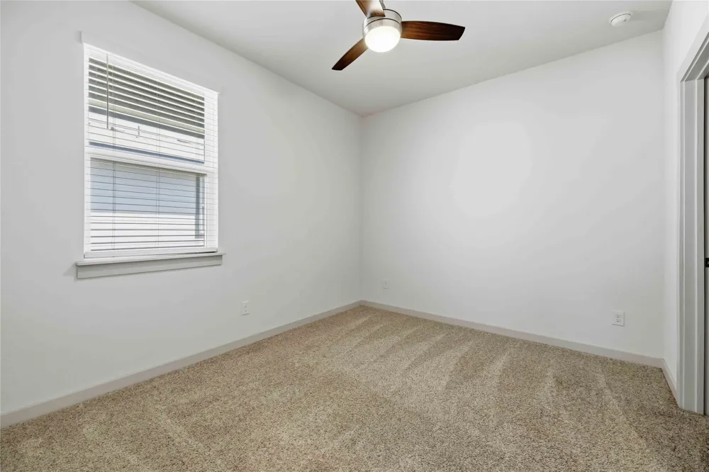 453 Agave Azul Way Leander, TX 78641